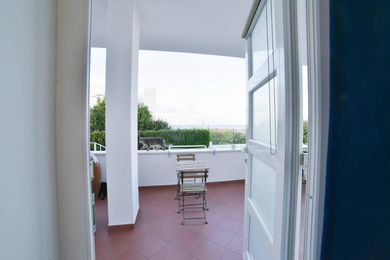La Caletta Bed And Breakfast Torre Santa Sabina Exterior photo